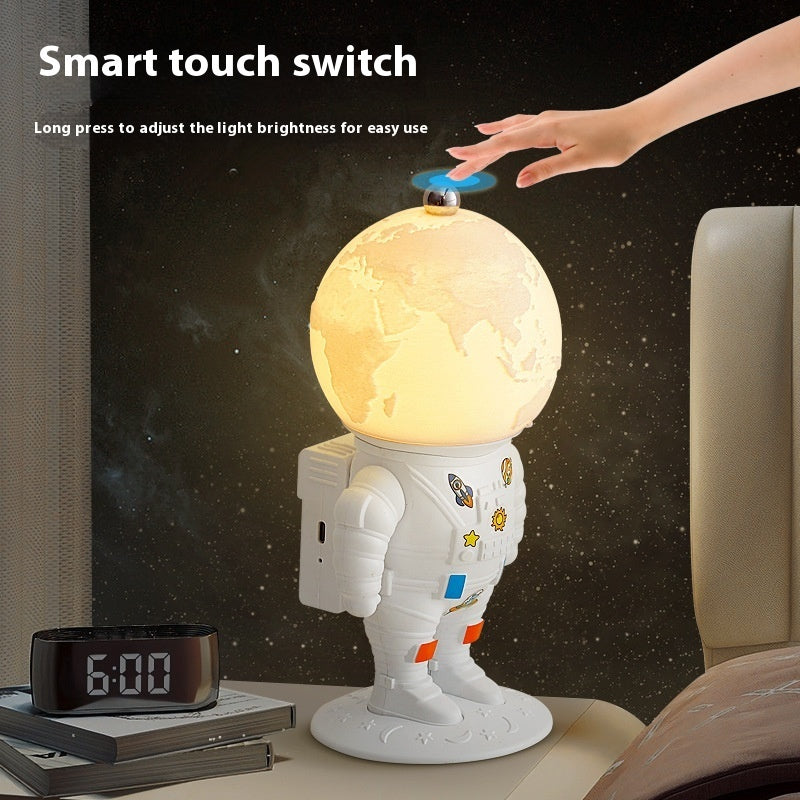 Astronaut Small Night Lamp
